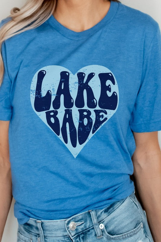 Lake Babe in Heart Water Vacation Graphic Tee T-Shirt