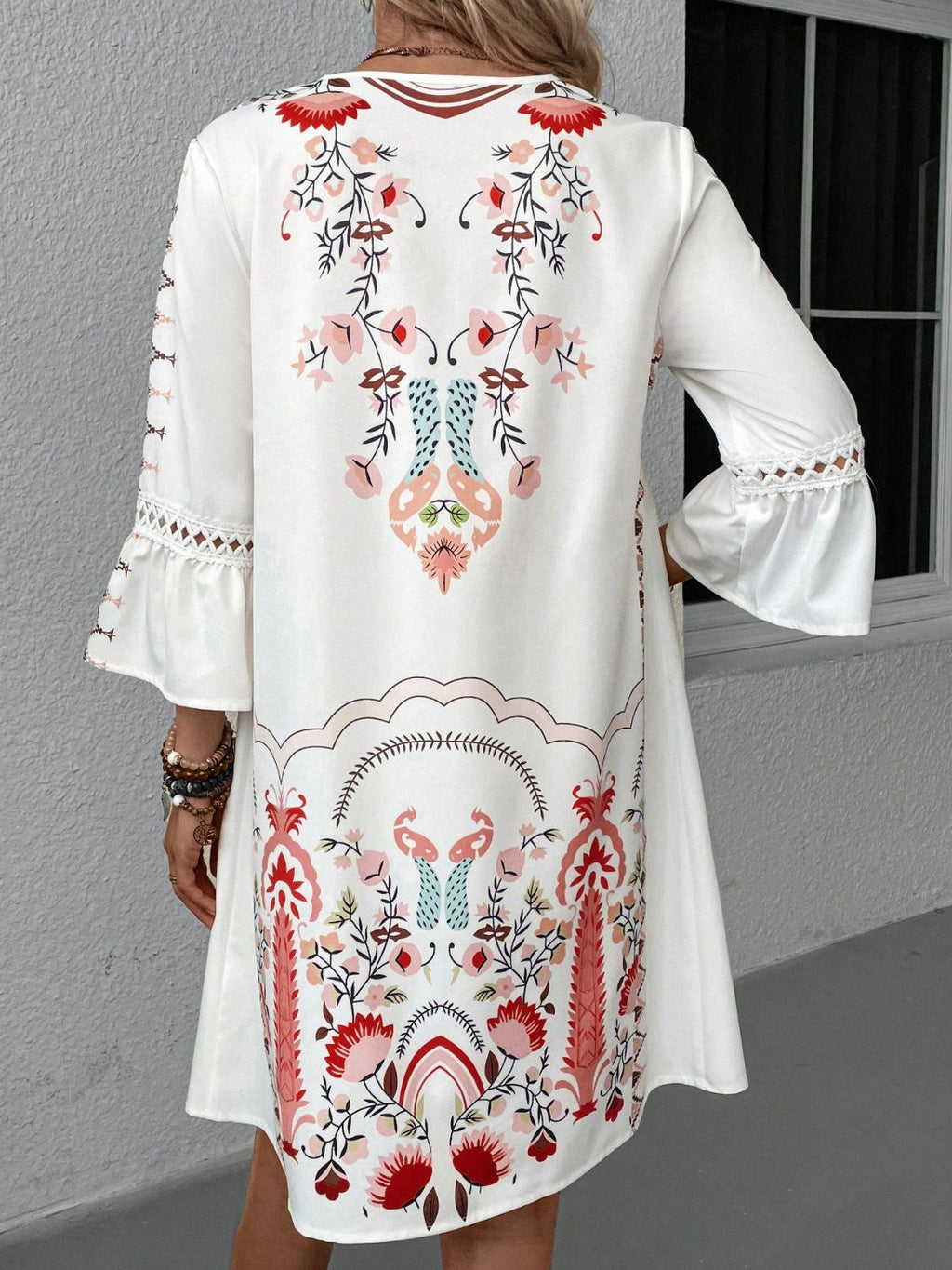 Exquisite Summer Feminine Lace Detail Printed Dress Chic Midi Lightweight Dress