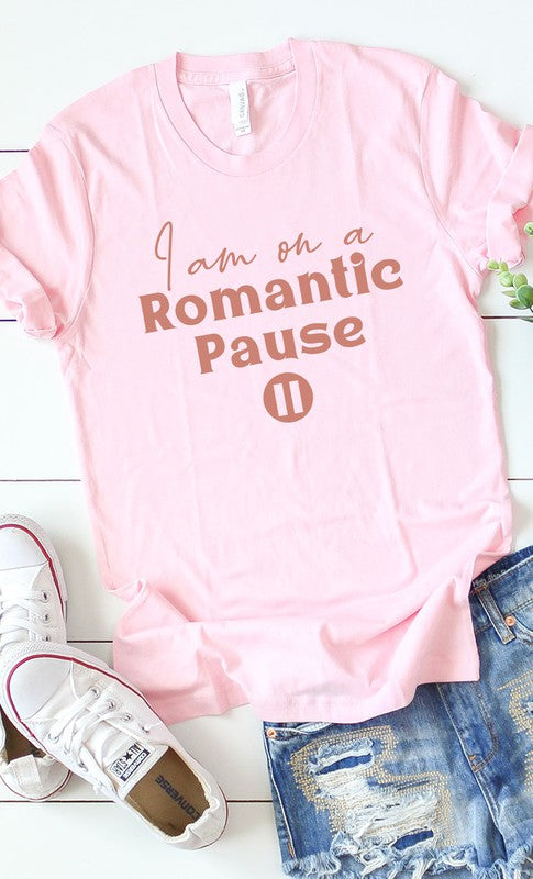 Romantic Pause Graphic Tee T-Shirt PLUS