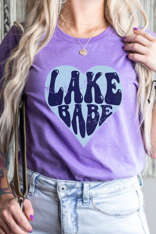 Lake Babe in Heart Water Vacation Graphic Tee T-Shirt