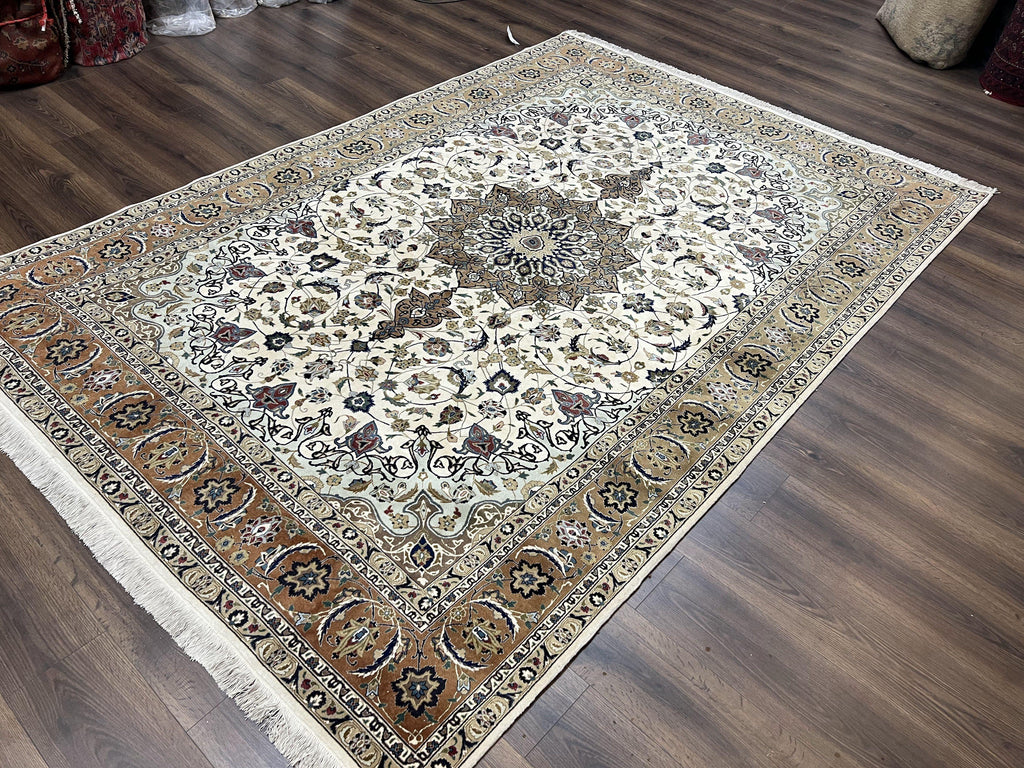 Wonderful Persian Tabriz Rug 7x10, Floral Medallion, Very Fine Oriental Carpet, Ivory