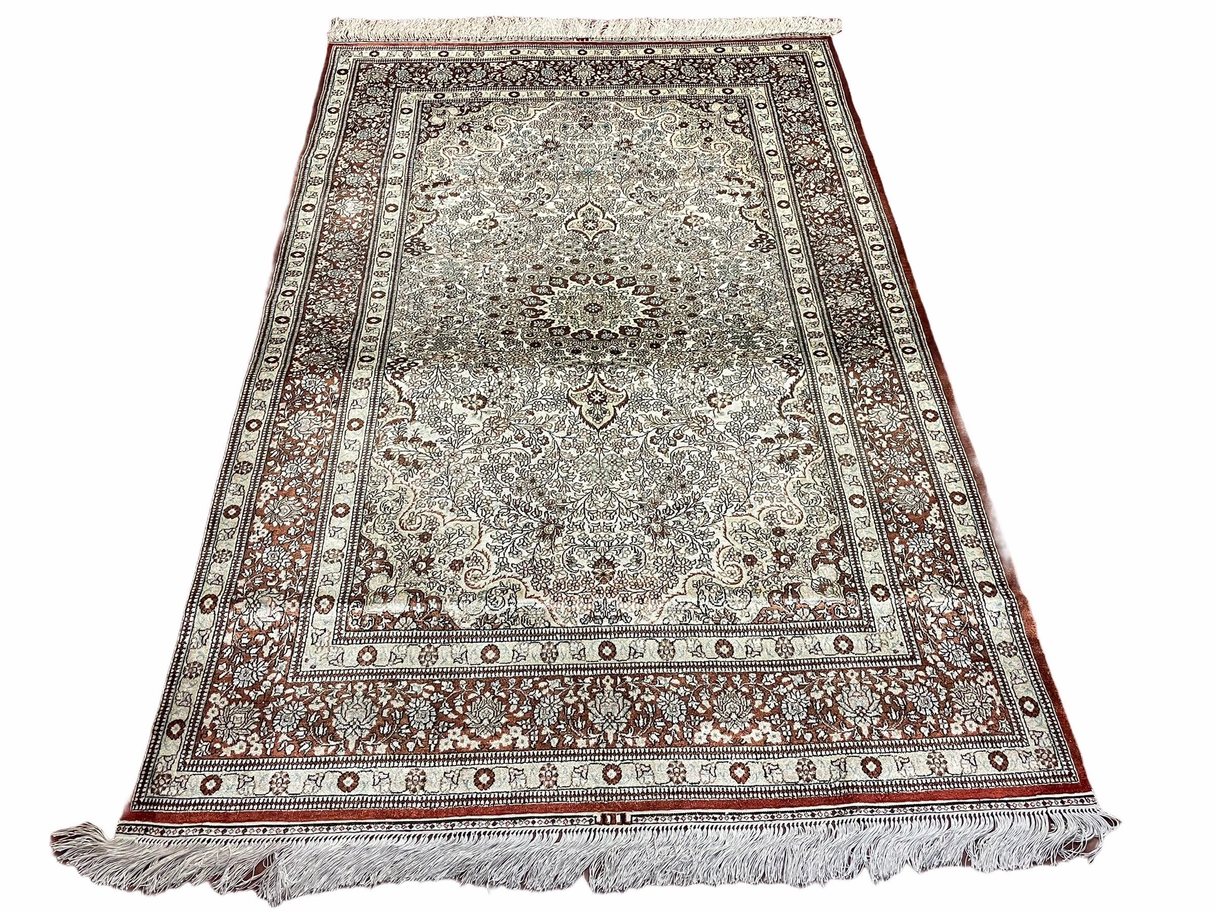 4' X 6' Vintage Fine Handmade Chinese Oriental Silk Rug 400 KPSI Wow
