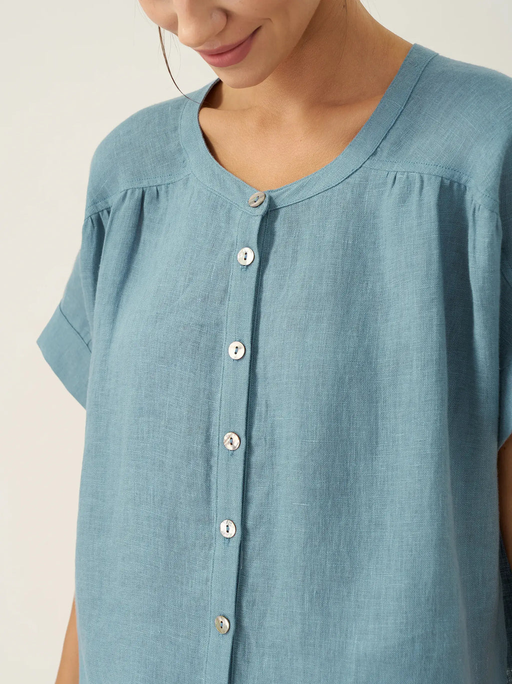 100% Linen Short Sleeve Crew Neck Shirt FINA