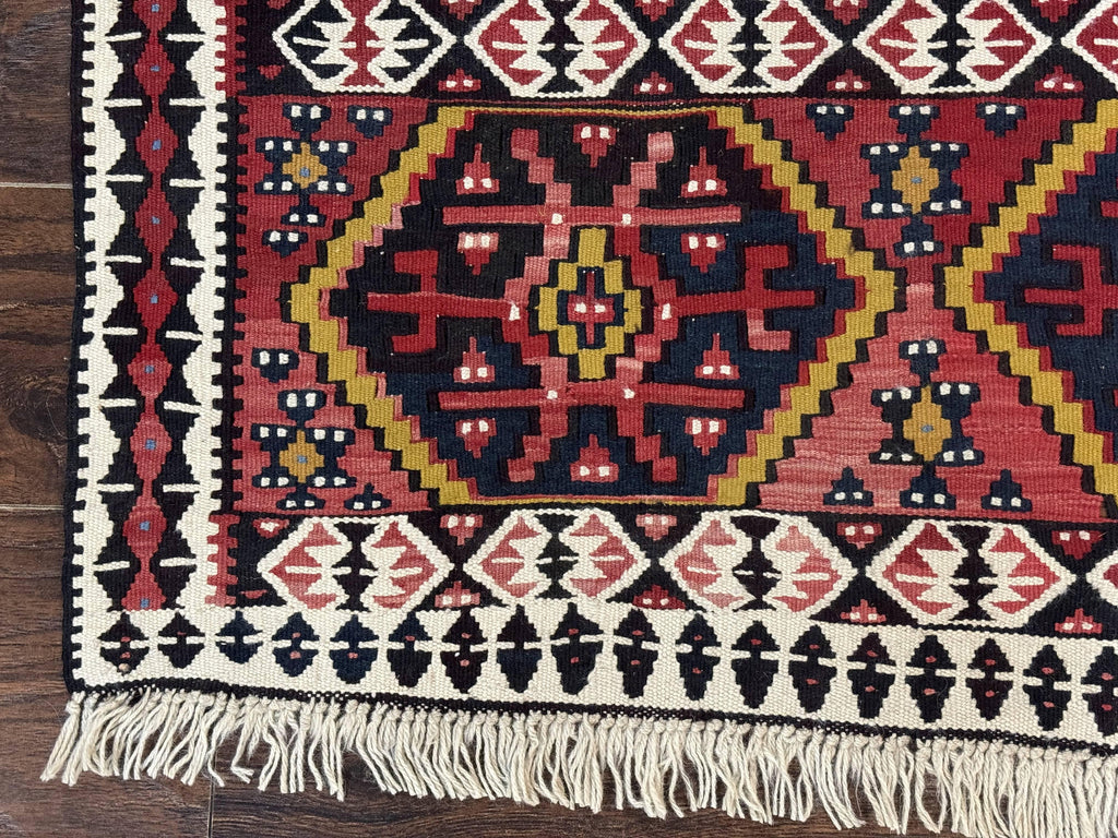 Caucasian Kilim Rug 5x7, Vintage Russian Flatweave Kilim Carpet, Tribal Bohemian Kilim Rug