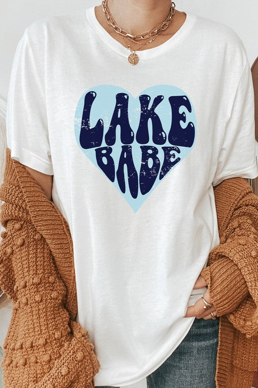 Lake Babe in Heart Water Vacation Graphic Tee T-Shirt