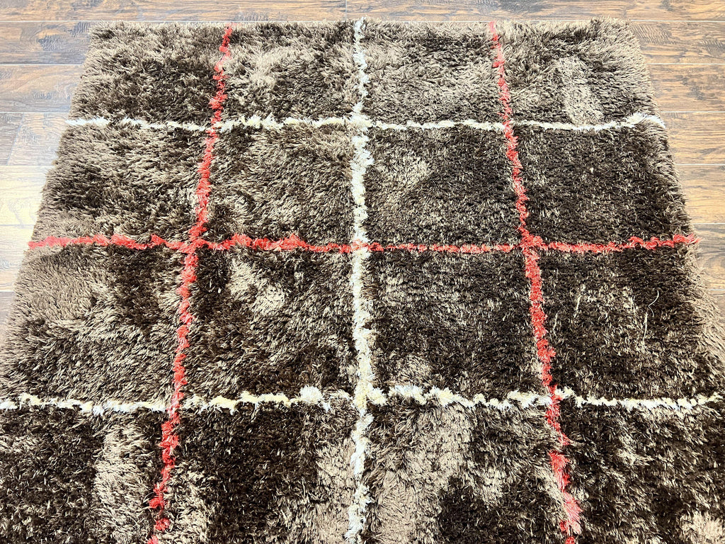 Shag Rug 6x8, Brown, Panel Design