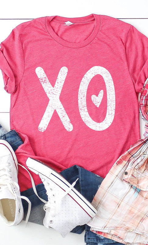 Distressed XOXO Heart Graphic Tee T-Shirt