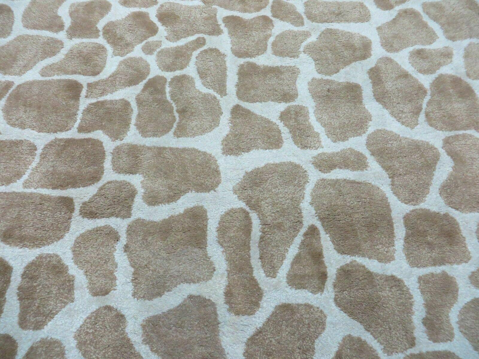 6x9 Safavieh Rug