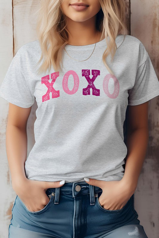 Xoxo Vibes Retro Valentine Graphic Tee