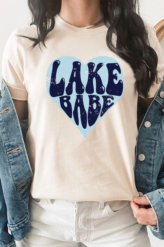 Lake Babe in Heart Water Vacation Graphic Tee T-Shirt