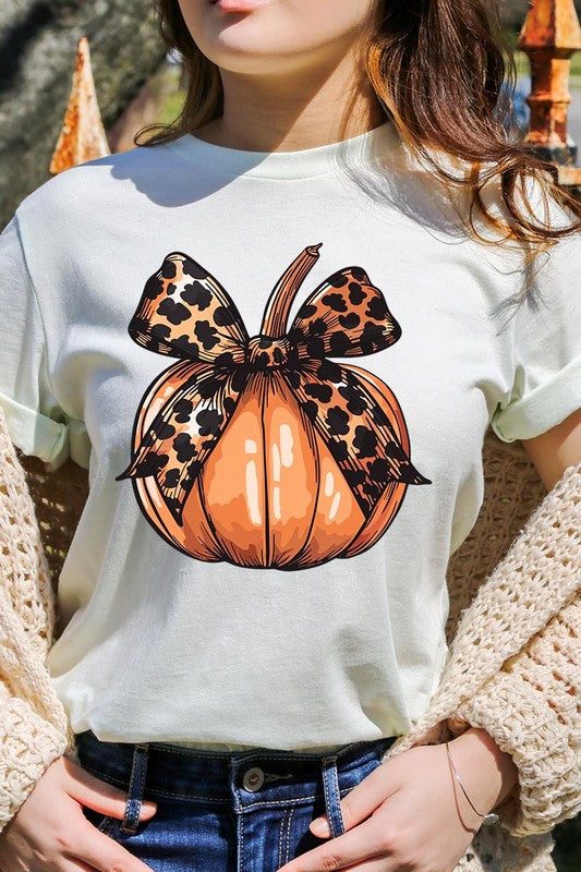 Coquette Bow Pumpkin Graphic T Shirts
