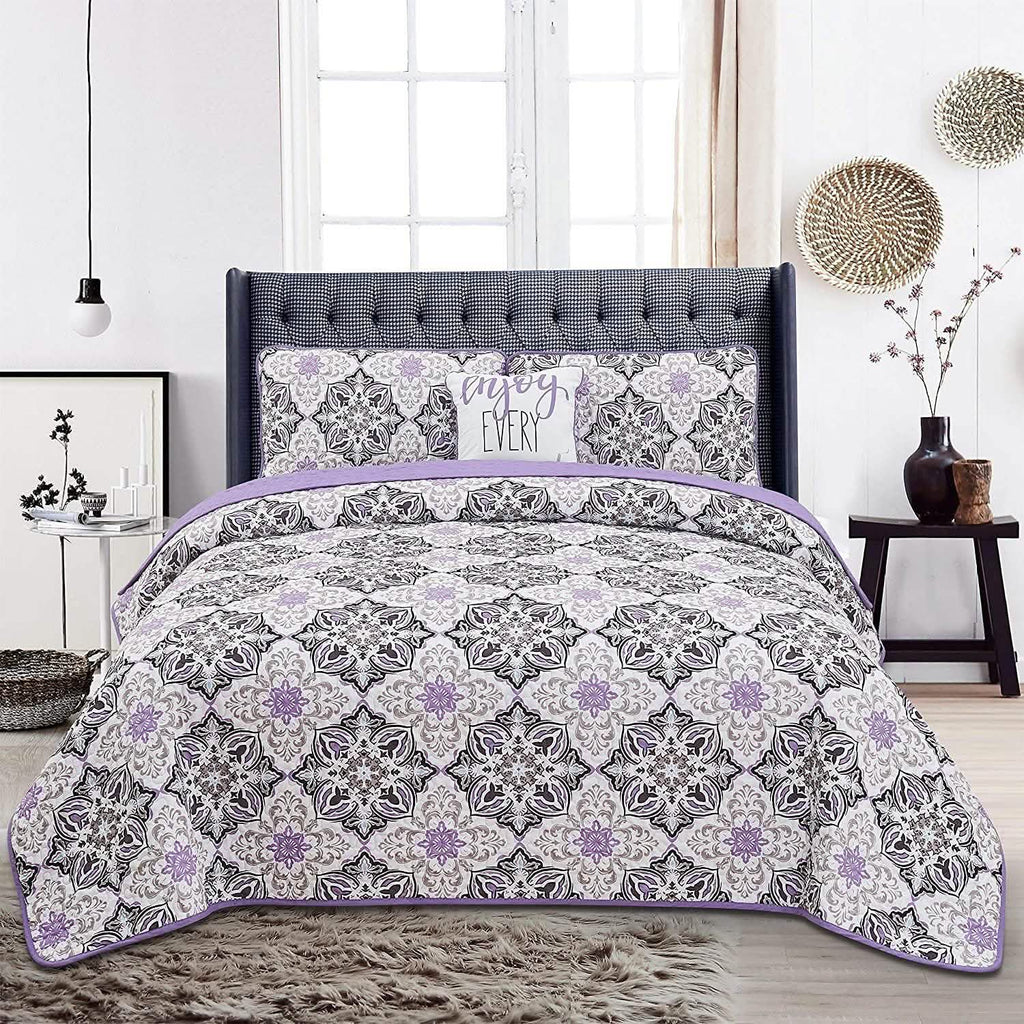 4-Piece: Reversible Quilt Set - Assorted Styles