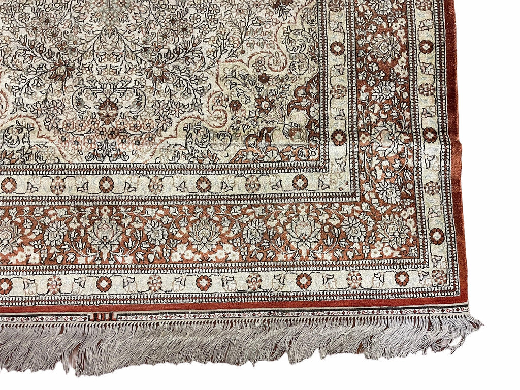 4' X 6' Vintage Fine Handmade Chinese Oriental Silk Rug 400 KPSI Wow