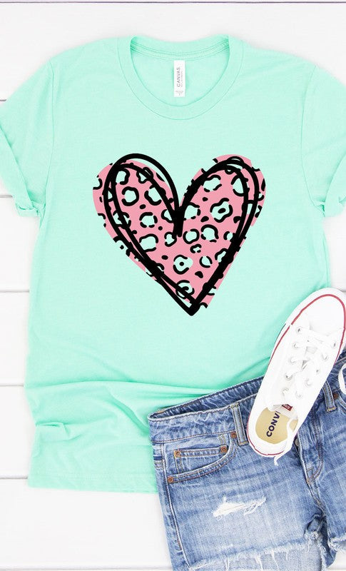 Leopard Pink Heart Graphic Tee T-Shirt PLUS