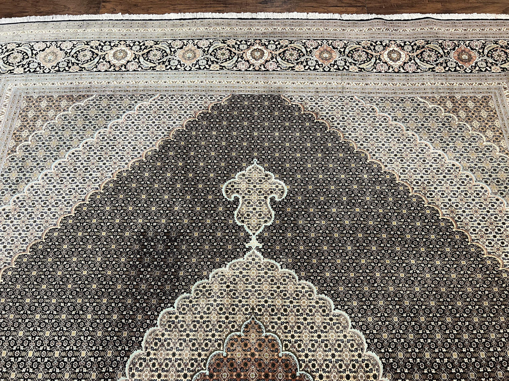 Exquisite Persian Tabriz Rug - 10x13, 400 KPSI, Herati Pattern