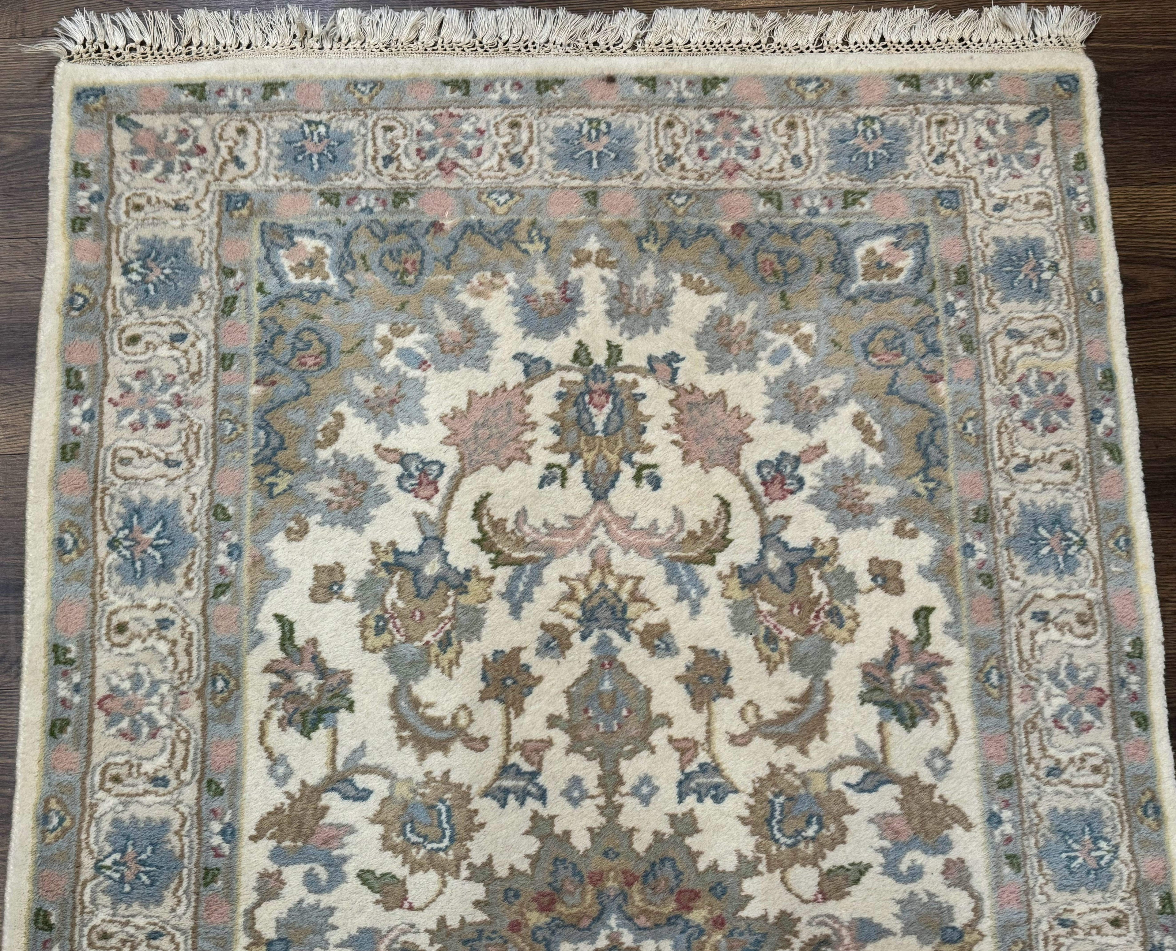 Indo Persian Rug 3x5, Wool, Vintage, Floral Medallion, Light Colors