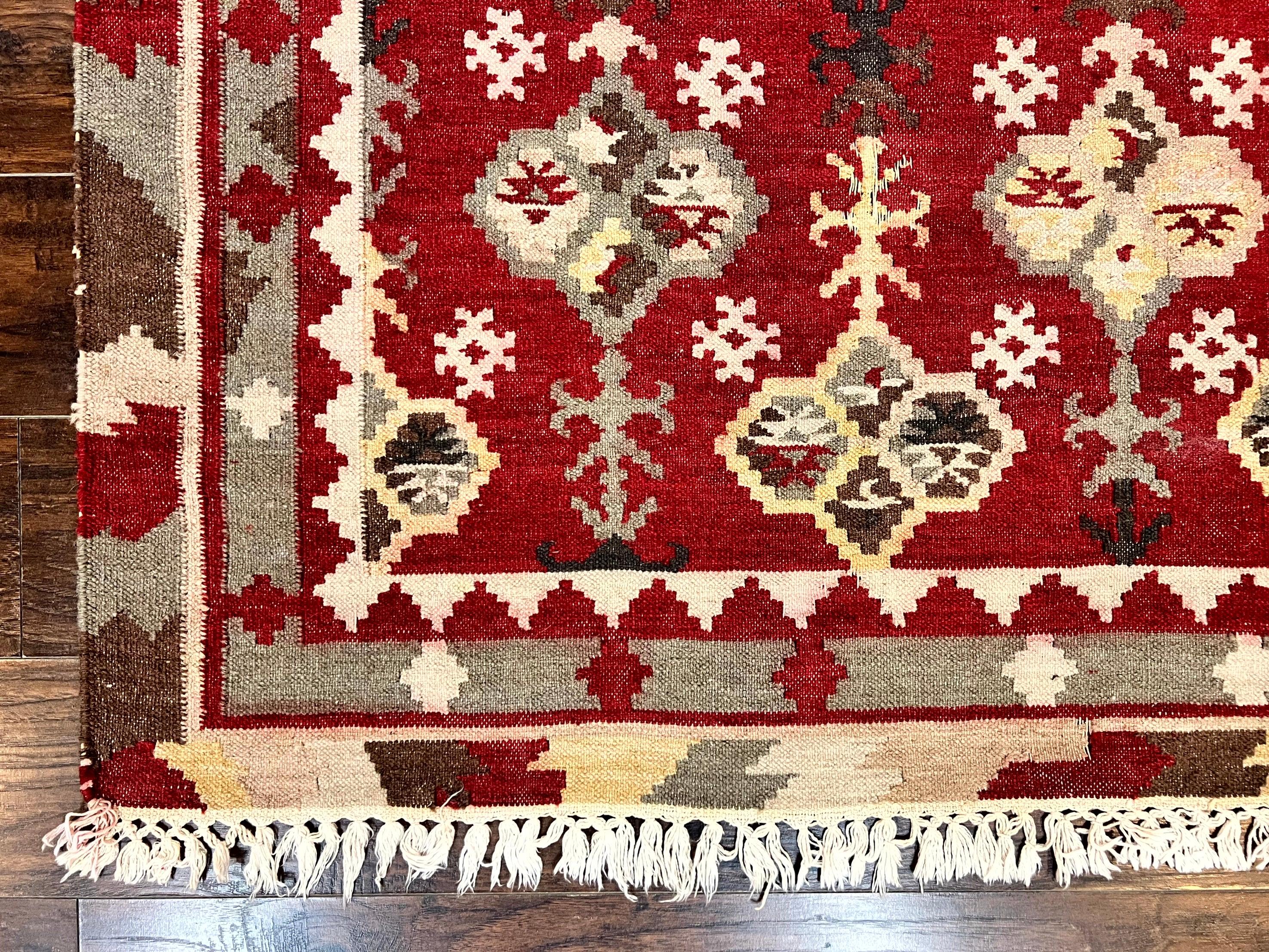 Indian Kilim Rug 6x6, Square Kilim Flatweave Carpet, Vintage Handmade Wool Rug, Red
