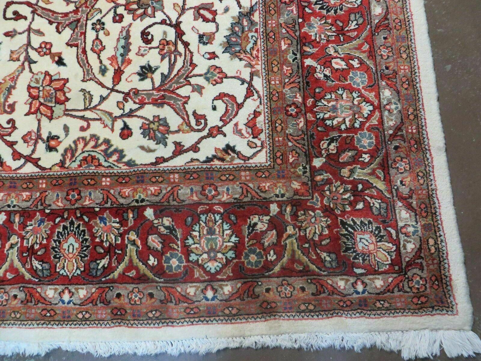 7' X 10' Vintage Handmade India Floral Oriental Wool Rug Hand knotted Carpet