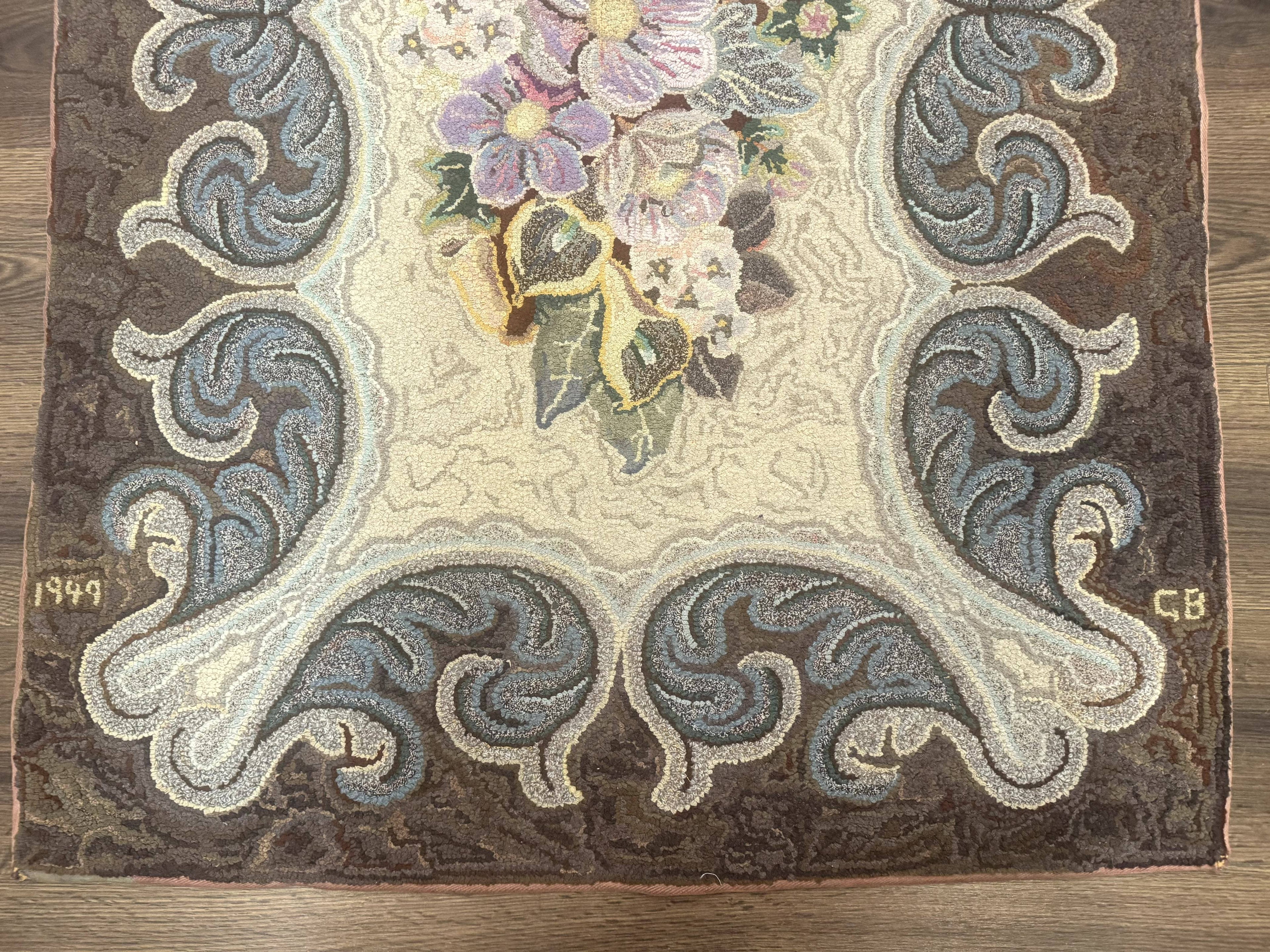 Antique American Hooked Rug 3 x 4.6, Vintage, Floral