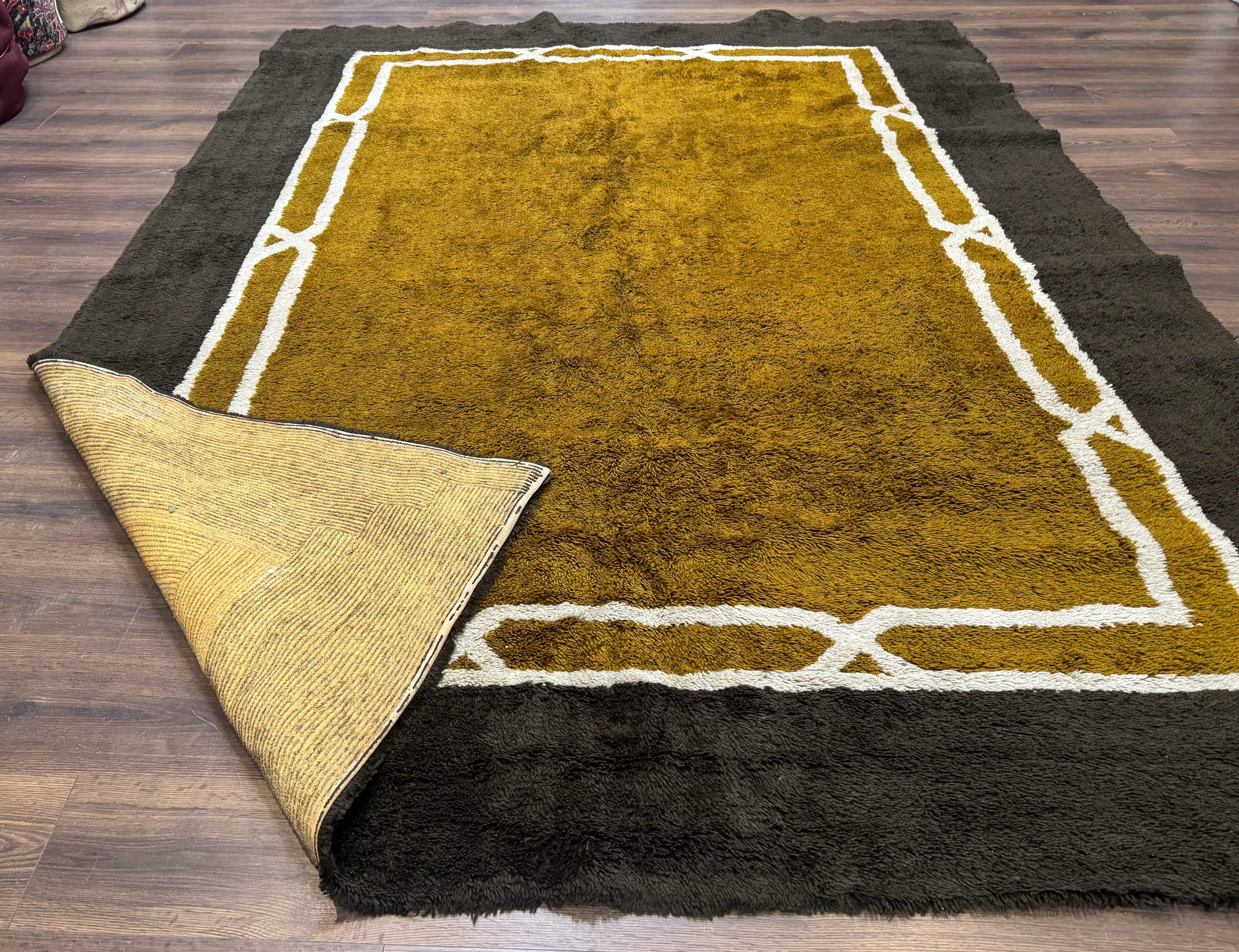 Mid Century Shag Rug 8x11, Large Vintage Shag Rug, Open Field, European Shag Rug