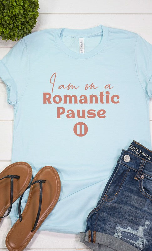 Romantic Pause Graphic Tee T-Shirt PLUS