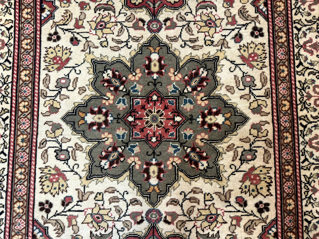 Turkish Sivas Rug 4x6, Floral Medallion, Beige Pink-Red Green, Handmade