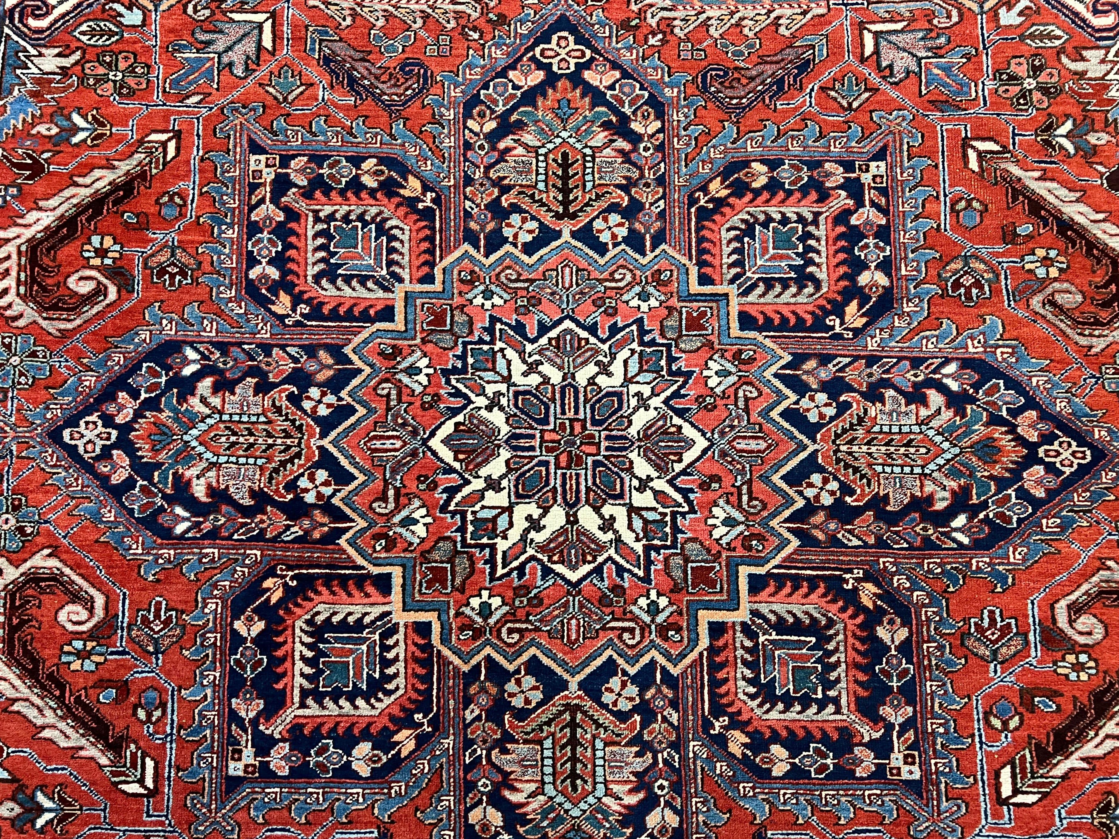 Antique Persian Heriz Rug – 11x16 Palace Size, Geometric Medallion, 1920s