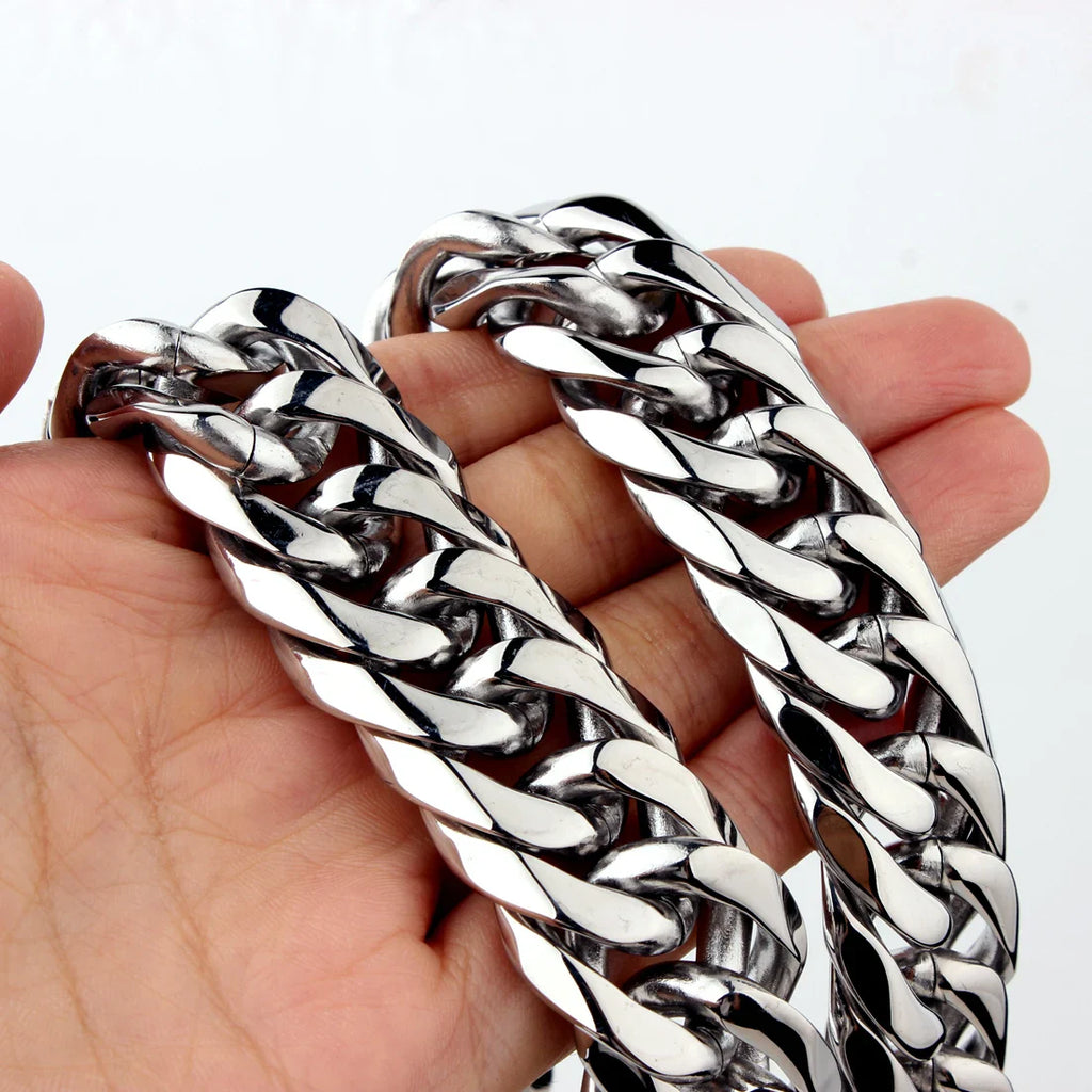 chunky silver necklace