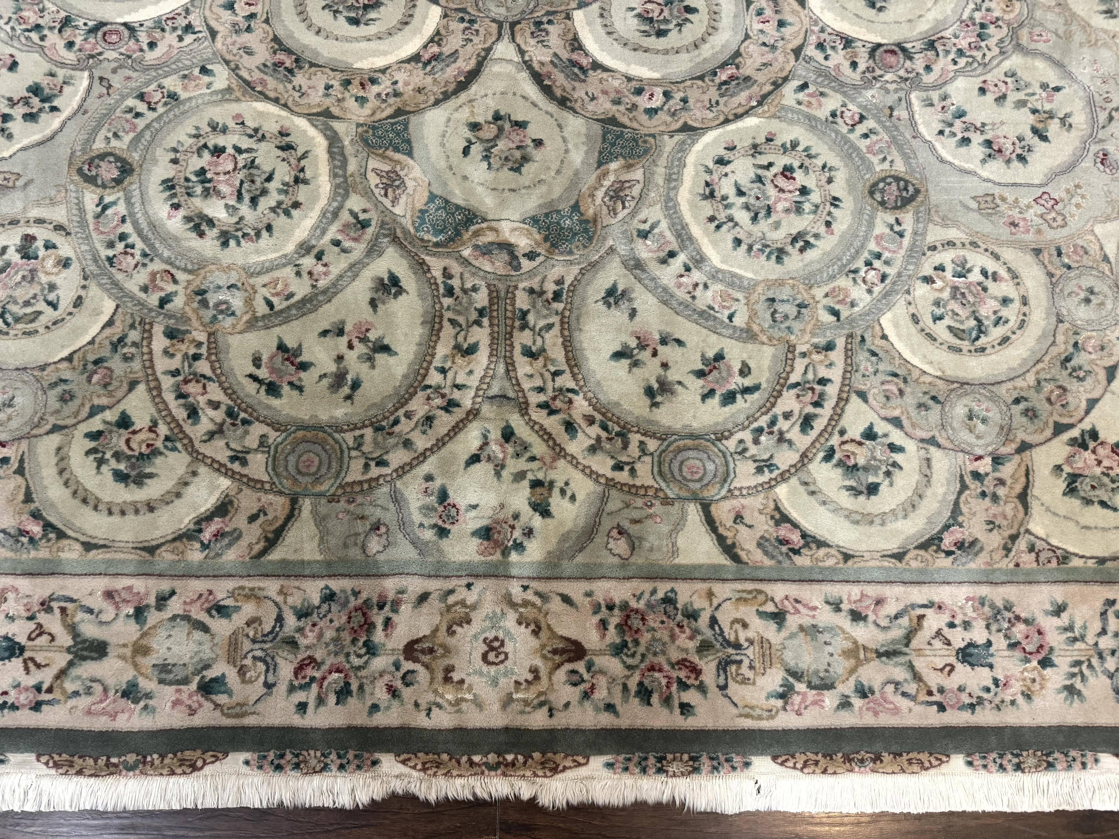 Pak Persian Rug 9x12, Wool with Silk Highlights, European Design, Floral, Green