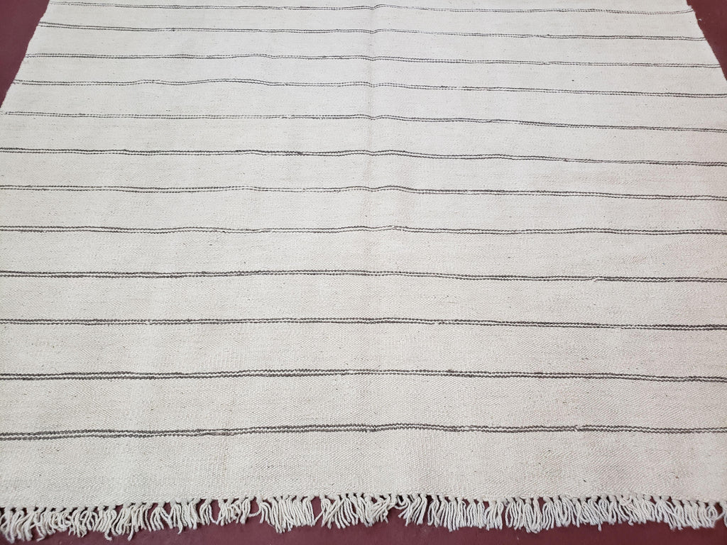 New Turkish Kilim Rug, Striped Area Rug, Southwestern Style, Off-white/Ivory Color, 5x8 Kilim Carpet, Hand-Knotted, Flatweave, Wool