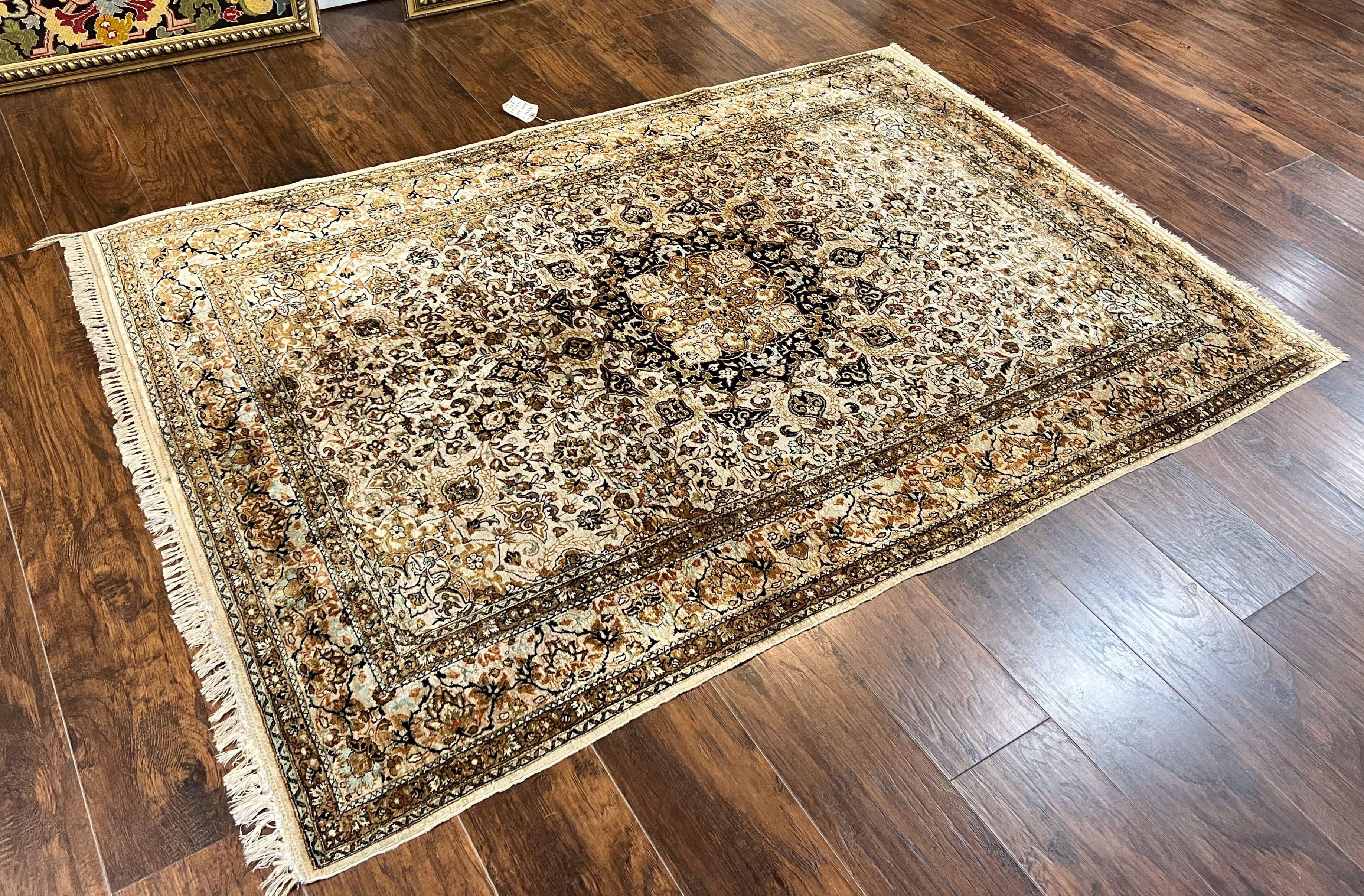 Persian Qum Silk Rug, Floral Medallion, Very Fine 60 Raj 475 KPSI, Handmade Hand Knotted Oriental Carpet, Silk on Silk