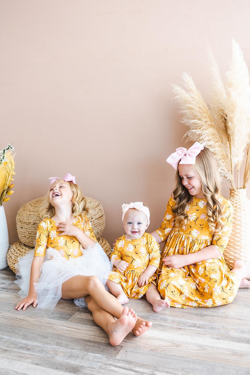 Dandelions in Fall 3/4 Sleeve Pocket Twirl Dress