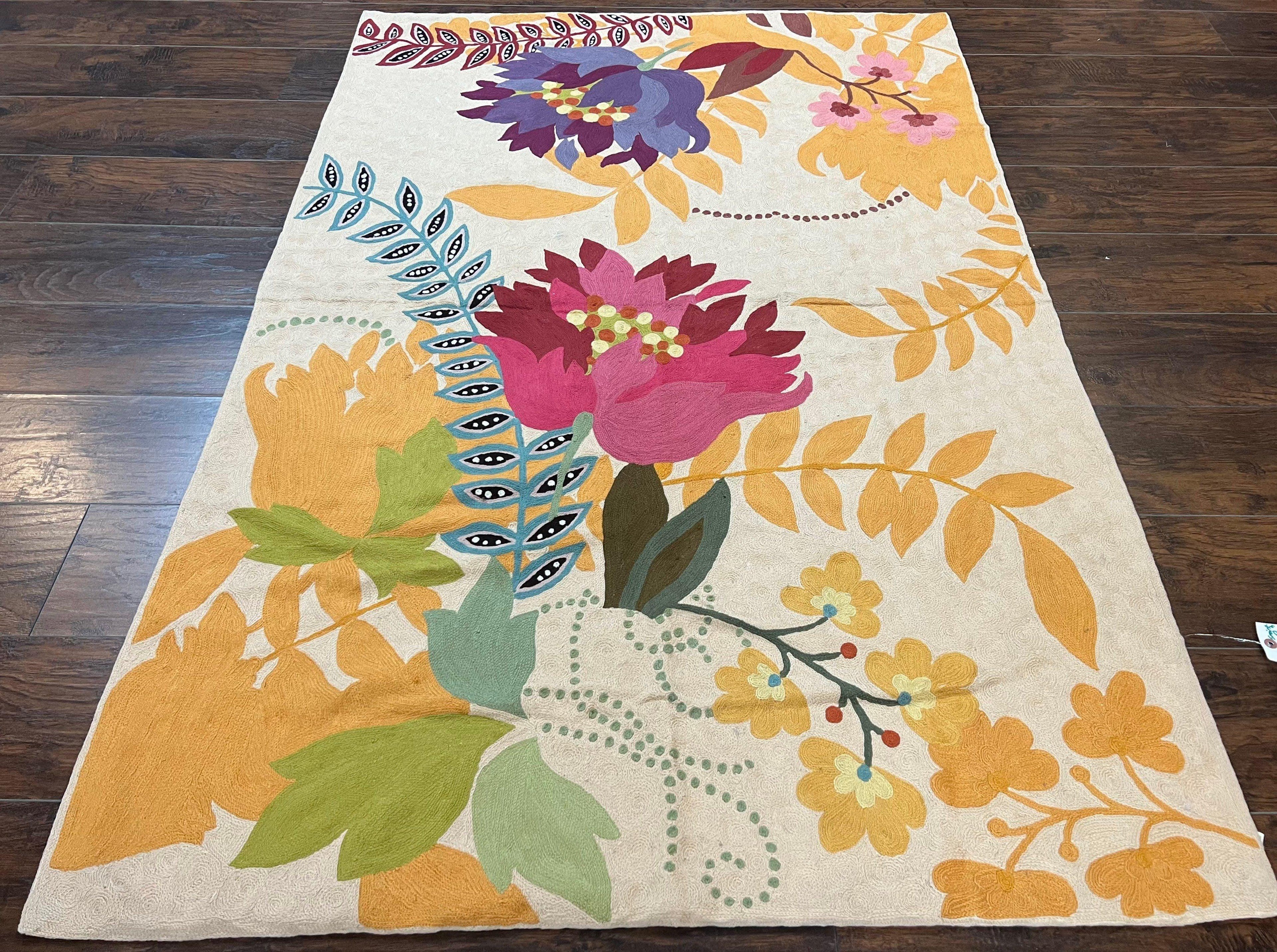 Indian Chain Stitched Rug 4x6, Hand Stitched Indian Embroidery Carpet, Large Floral Design, Contemporary, Cream and Colorful Flowers, Wool