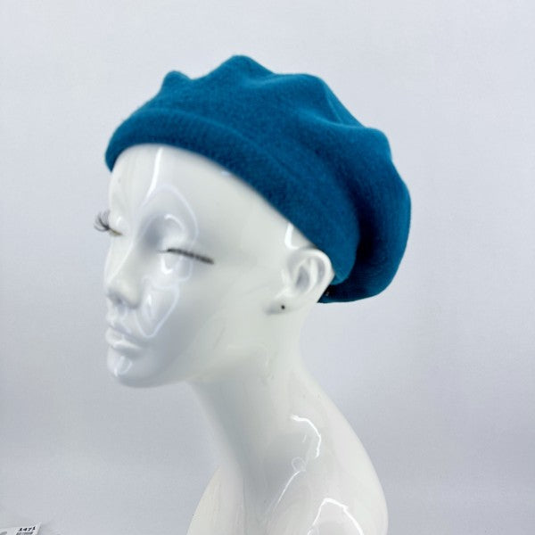 Solid color Beret / Tam, Stretchable perfect for a