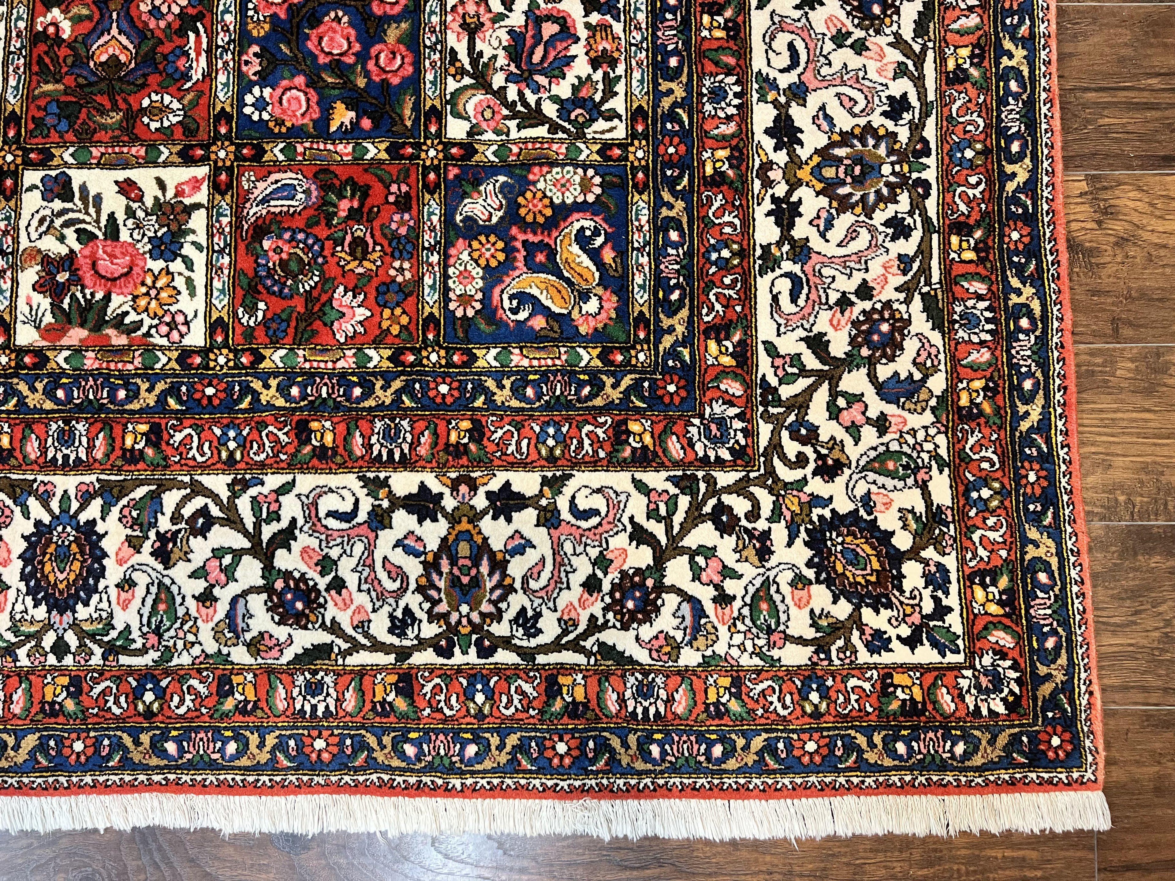 Persian Bakhtiari Rug 10x14, Multicolor Khesti Panel Design