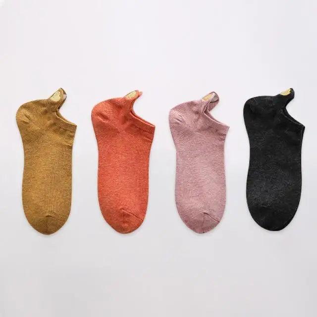 Cute Heart Design 4 Pairs Socks For Women Fashion Spring Cotton Modern Girls Casual Outdoor Socks For Women