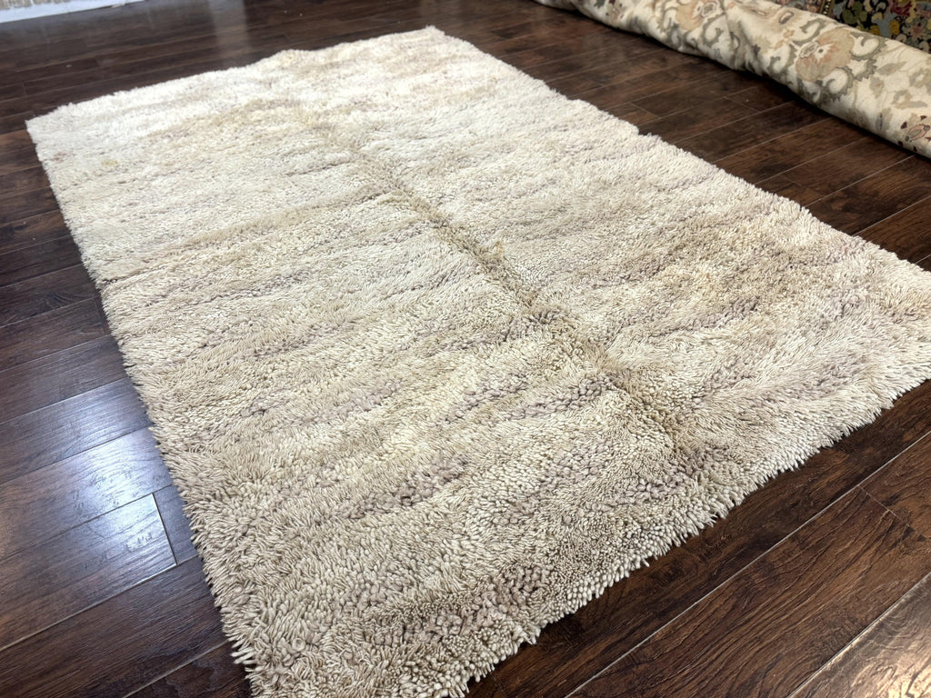 European Rya Shag Rug 6.6 x 9.7, Beige, Fluffy Vintage Area Rug