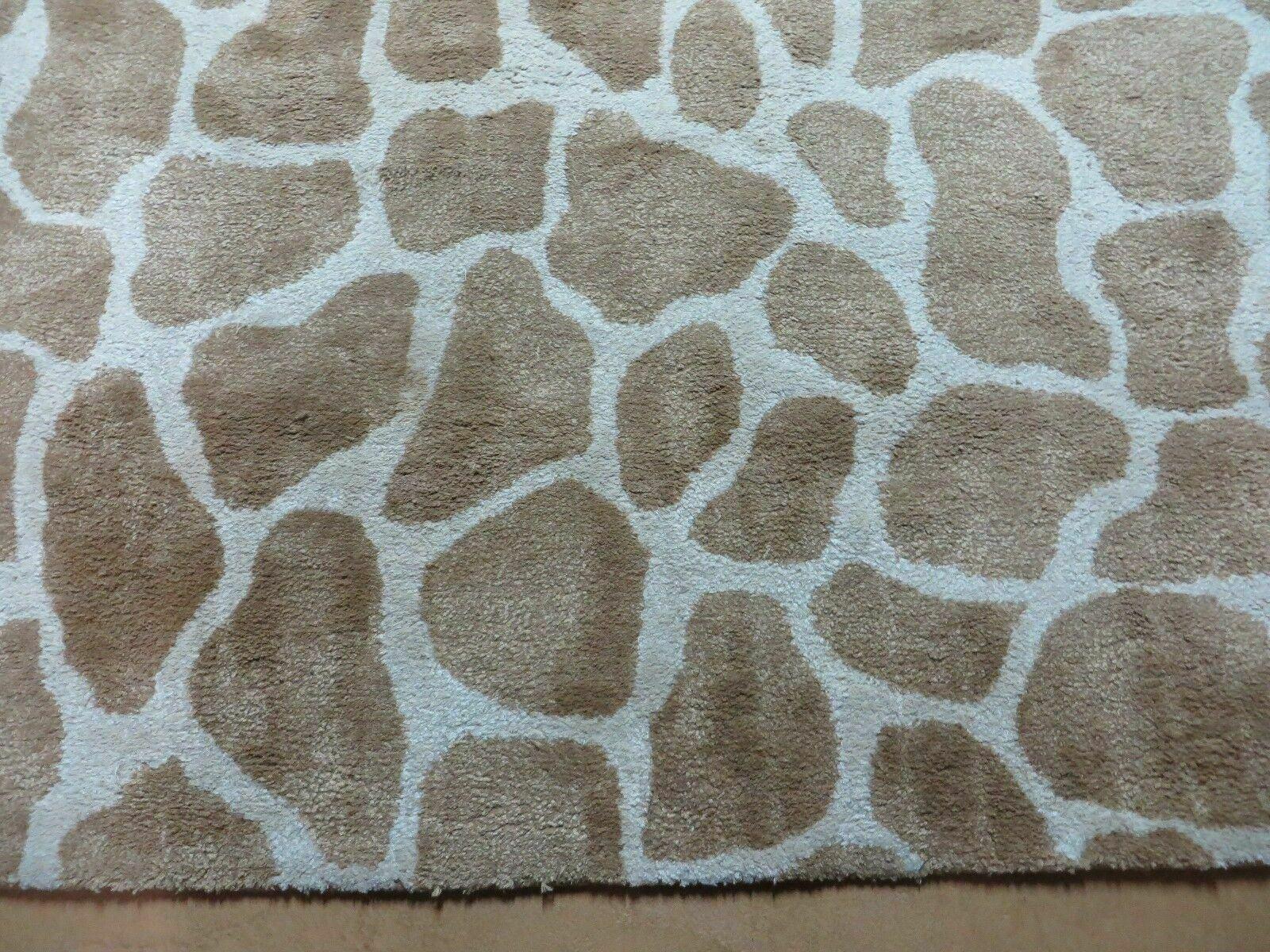 6x9 Safavieh Rug