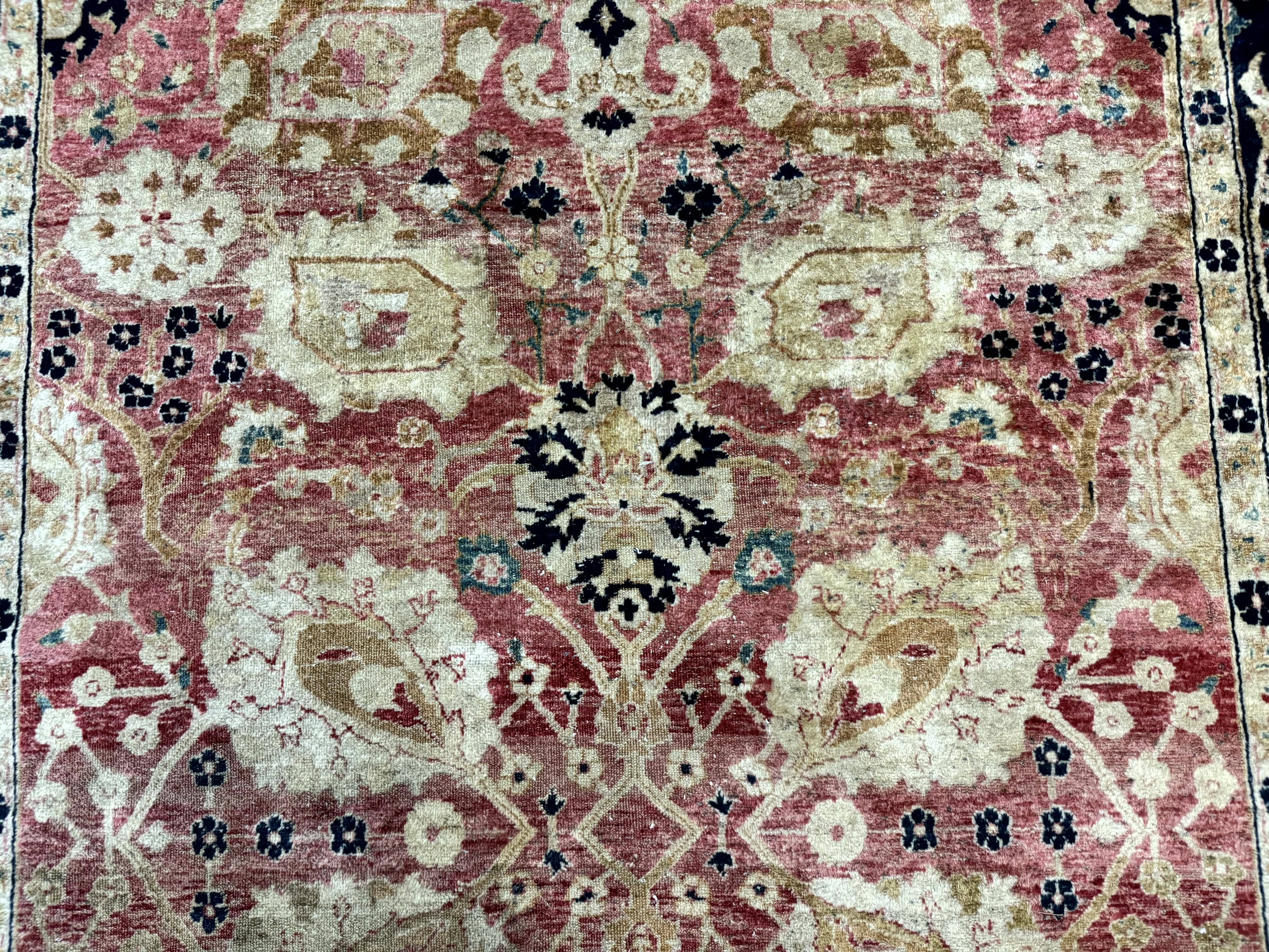 Indian Agra Rug 6x9, Allover Pattern, Traditional Wool Oriental Carpet