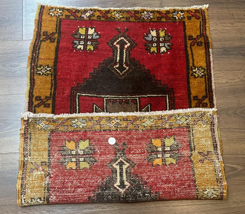 Turkish Yastik Rug 2x3, Geometric Medallion, Small Turkish Wool Rug, Red