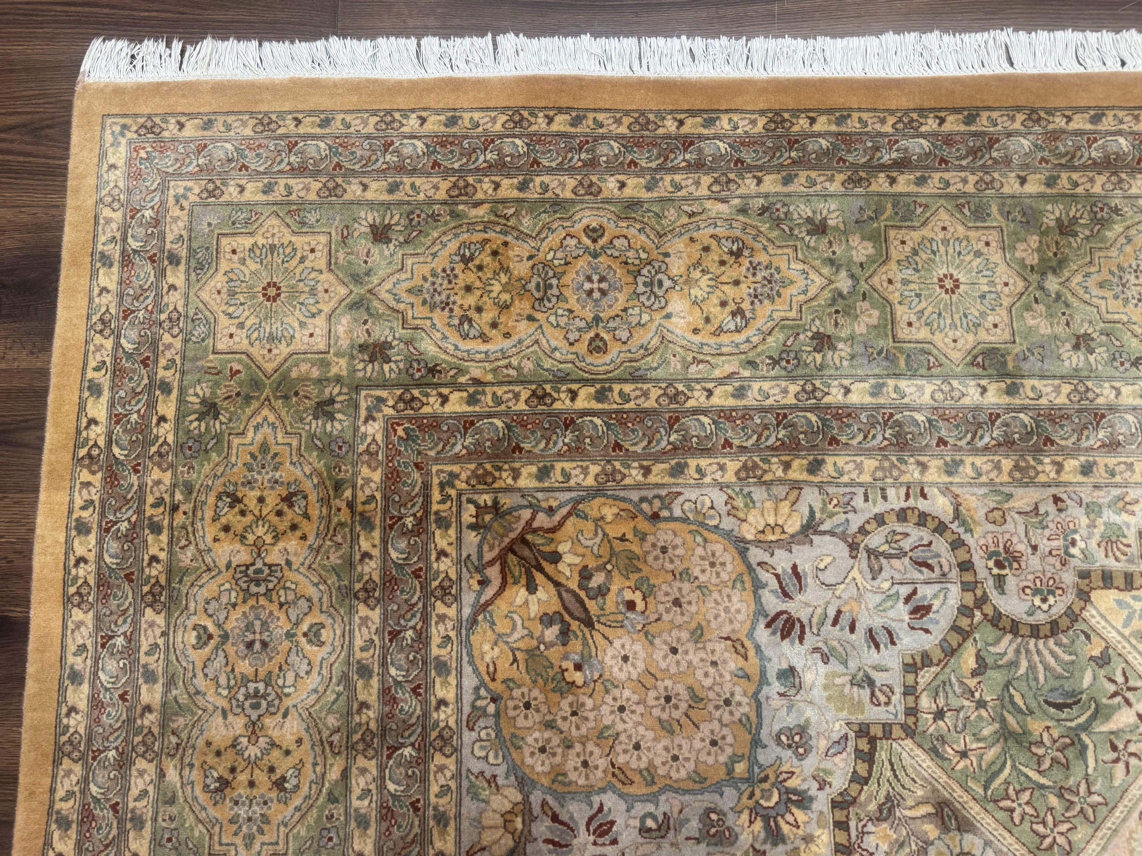 Pak Persian Rug 9x12, Diamond Panel Design, Fine 225 KPSI, Wool