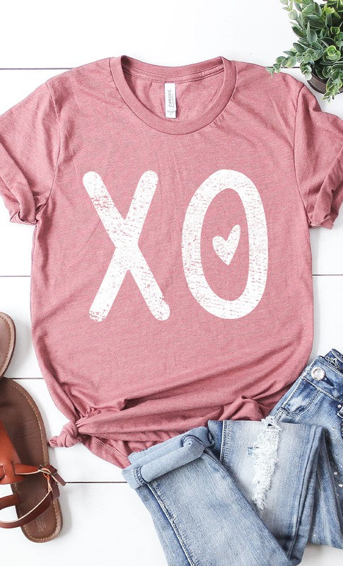 Distressed XOXO Heart Graphic Tee T-Shirt