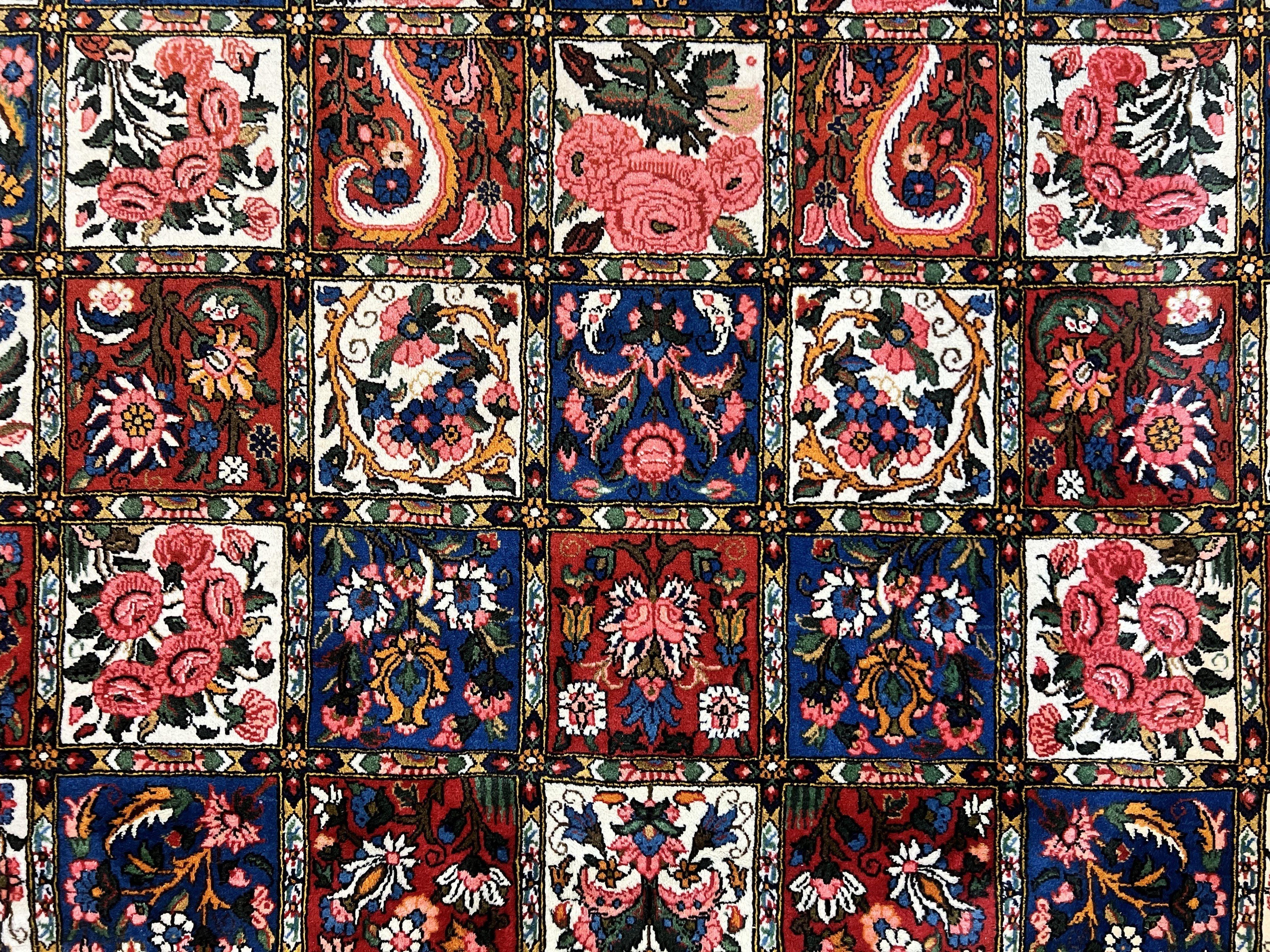 Persian Bakhtiari Rug 10x14, Multicolor Khesti Panel Design