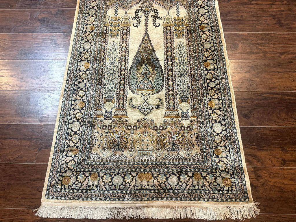 Silk Indian Kashmiri Rug 3x4, Very Fine 400 KPSI, Silk Prayer Rug, Handmade