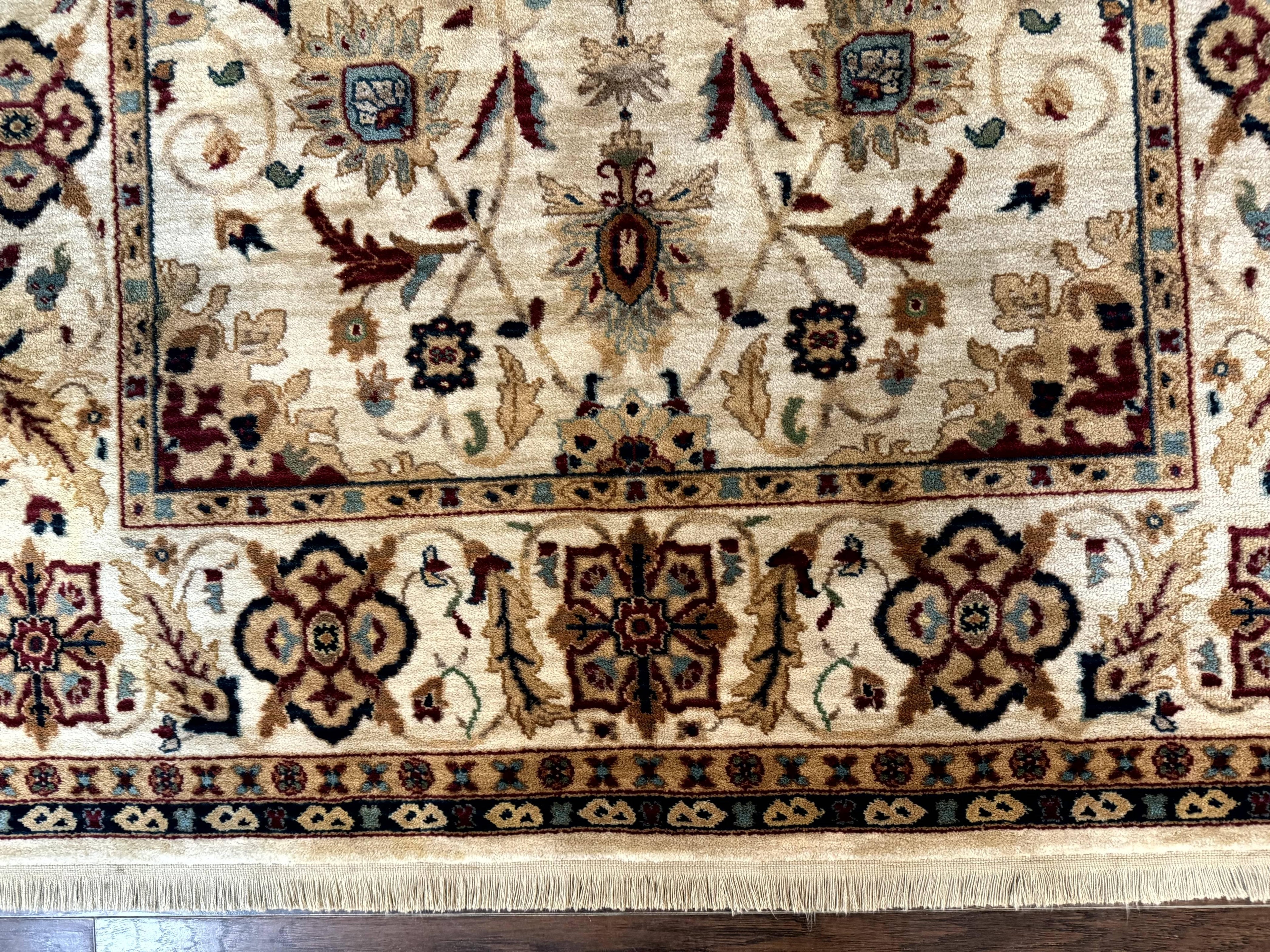 Karastan Rug 5.9 x 8.6, Karastan Traditions Amritsar Pattern Design 510, New Zealand Wool, Karastan Area Rug